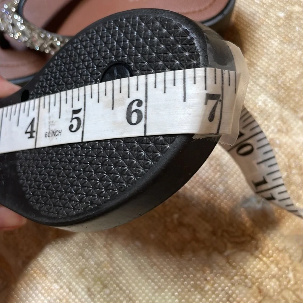 Capelli of New York toddler girls, rhinestone sandals. Size 10–11.